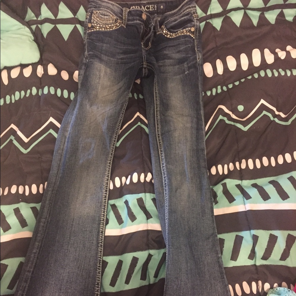 Girls grace in la jeans